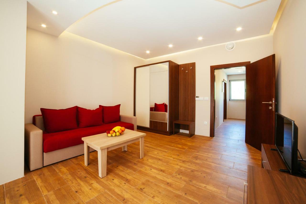 Adriatica Sea & Sun Bed and Breakfast Ούλτσιν Εξωτερικό φωτογραφία